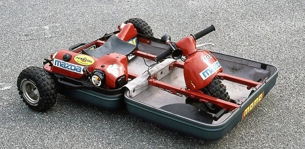 Mazda anticipò Jeremy Clarkson: negli anni 80 costruì un mini kart che stava dentro un trolley da viaggio