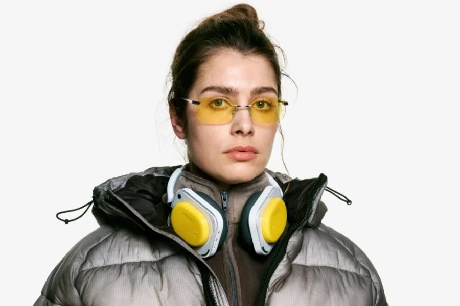 Nothing Inc., l'azienda tech inglese che ha sta rivoluzionando la percezione di Android, ha appena lanciato Phone (4a) e Phone (4a) Pro, oltre alle nuove cuffie Headphone (a)