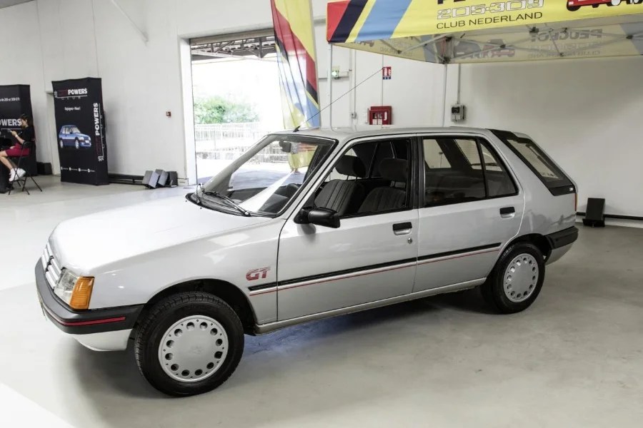 Peugeot 205 SW - la station wagon mai nata (e dimenticata)