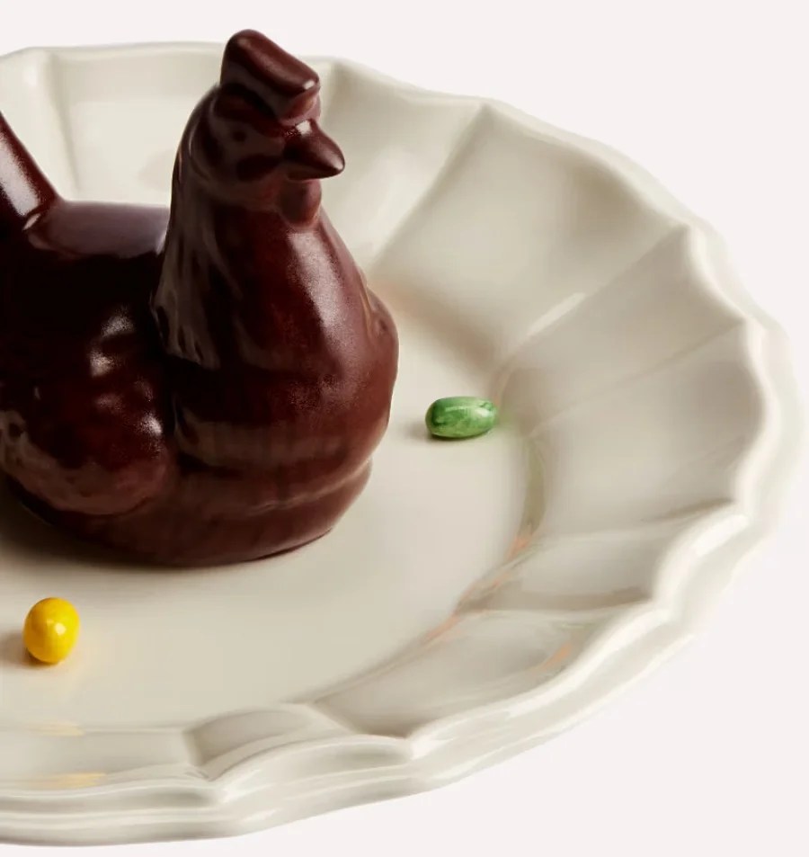 Anche Dior si unisce alla festa di Pasqua con un uovo (che costa meno di quello di Louis Vuitton)