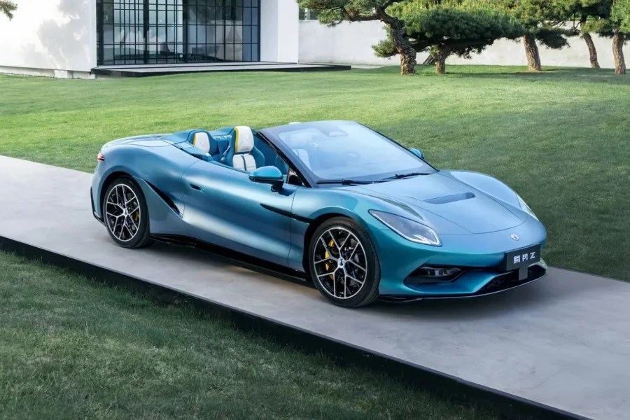 BYD Denza Z sbarca in Europa con 1.000 cavalli