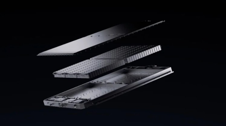 CATL svela batterie che si caricano in 6 minuti