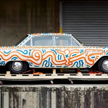 Keith Haring porta le 'Art Car' BMW a New York