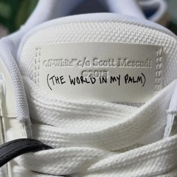 Kid Cudi e Off-White presentano la 'OOO OFF Patch' per il Rebel Ragers Tour