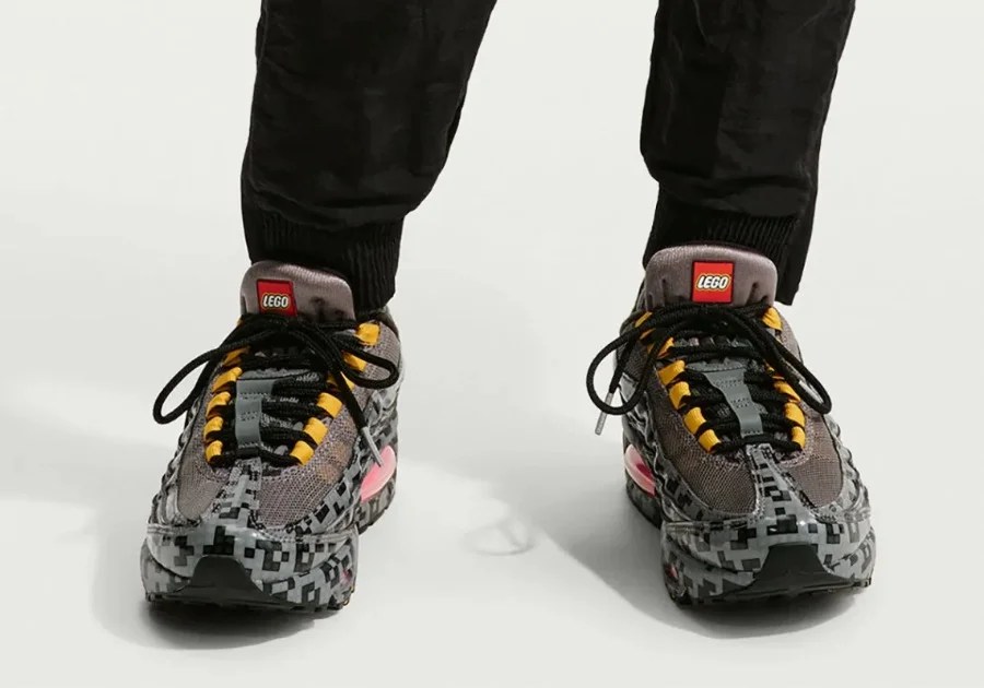 LEGO non si ferma: arrivano le Nike Air Max 95 (e queste sono indossabili)