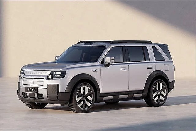 Nuovo Freelander: ecco le prime immagini del veicolo che diventa brand