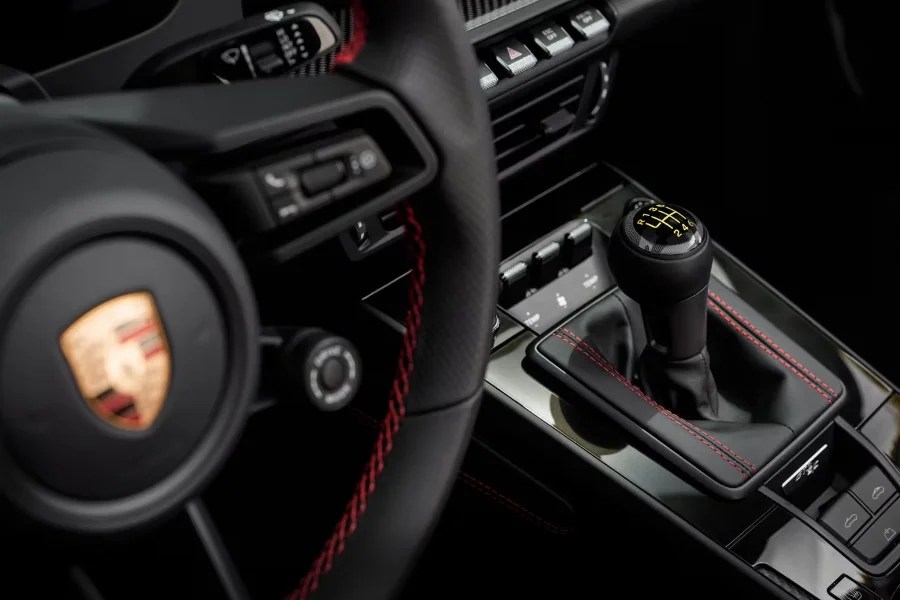 Porsche 911 GT3 per la prima volta decappottabile: arriva GT3 S/C