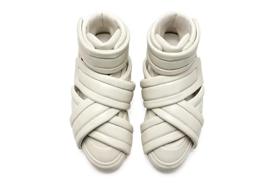 Tornano 'Future' di Maison Margiela, con design e prezzo da... fate voi