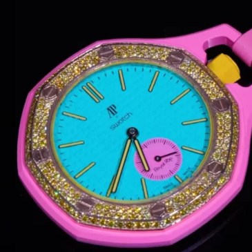 Alex Moss di New York ha già creato la versione 'diamantata' di Swatch x AP