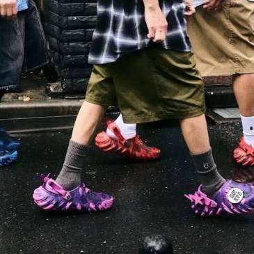 BAPE - A Bathing Ape - era un brand abbastanza noto agli inizi degli anni 2000, era d'oro di MTV, prima di finire un po' nel dimenticatoio