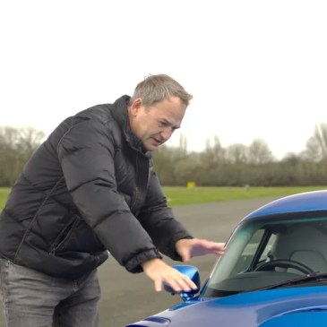 Ex Stig Ben Collins rivela come mai l'auto peggiore mai guidata a Top Gear è oggi invece tra le più interessanti