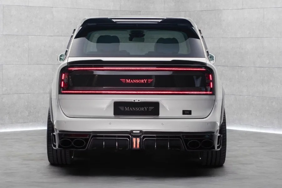 Per la prima volta Mansory mette le mani su un brand cinese: ecco Zeekr 9X
