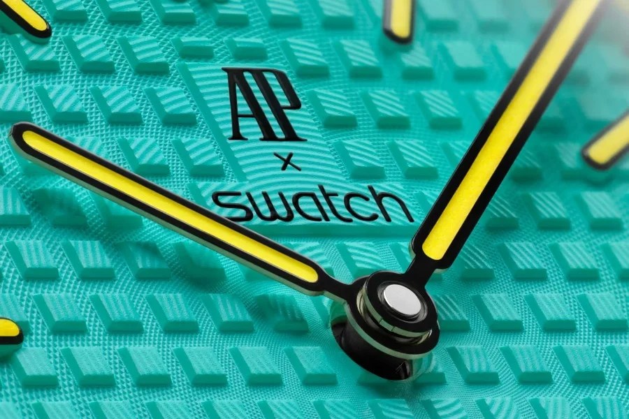 Stanno tutti impazzendo per la collaborazione Audemars Piguet x Swatch