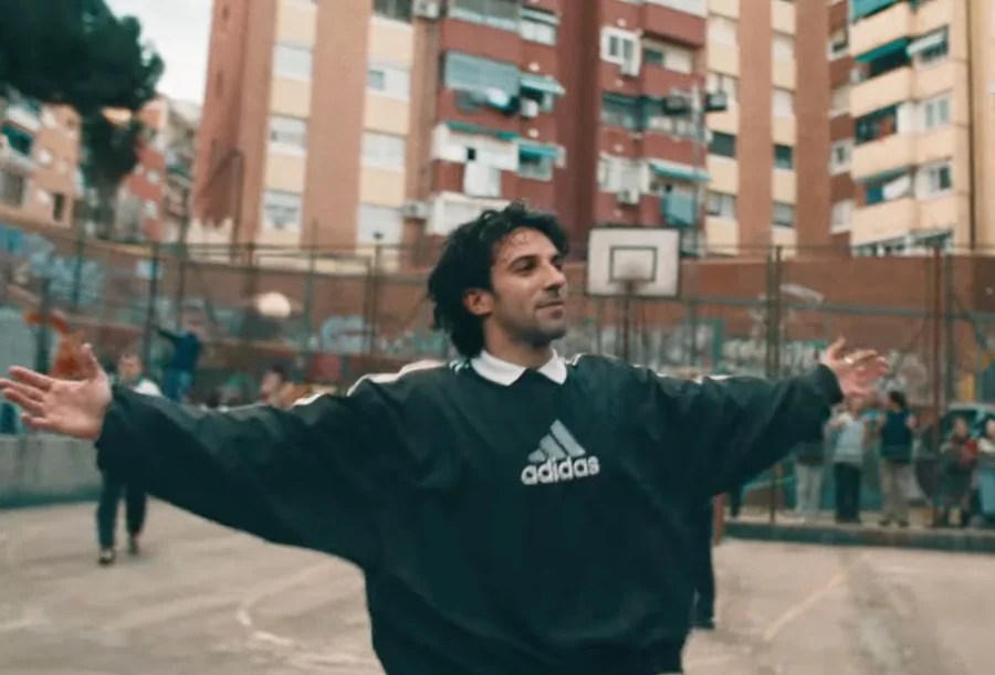 Timothée Chalamet, Bad Bunny, Yamal, oltre a Del Piero, Zidane e Beckham digitalizzati per tornare giovani: la pubblicità adidas per i Mondiali è già iconica