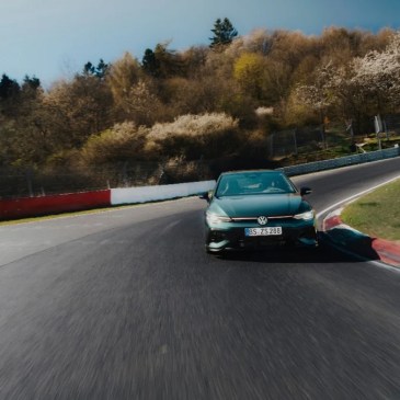 Volkswagen Golf GTI da record al Nürburgring: è più veloce di una Murciélago LP640 e la Ferrari 599 GTB Fiorano