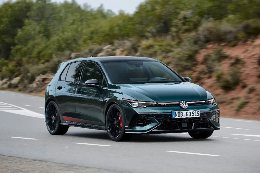 Volkswagen Golf GTI da record al Nürburgring: è più veloce di una Murciélago LP640 e la Ferrari 599 GTB Fiorano