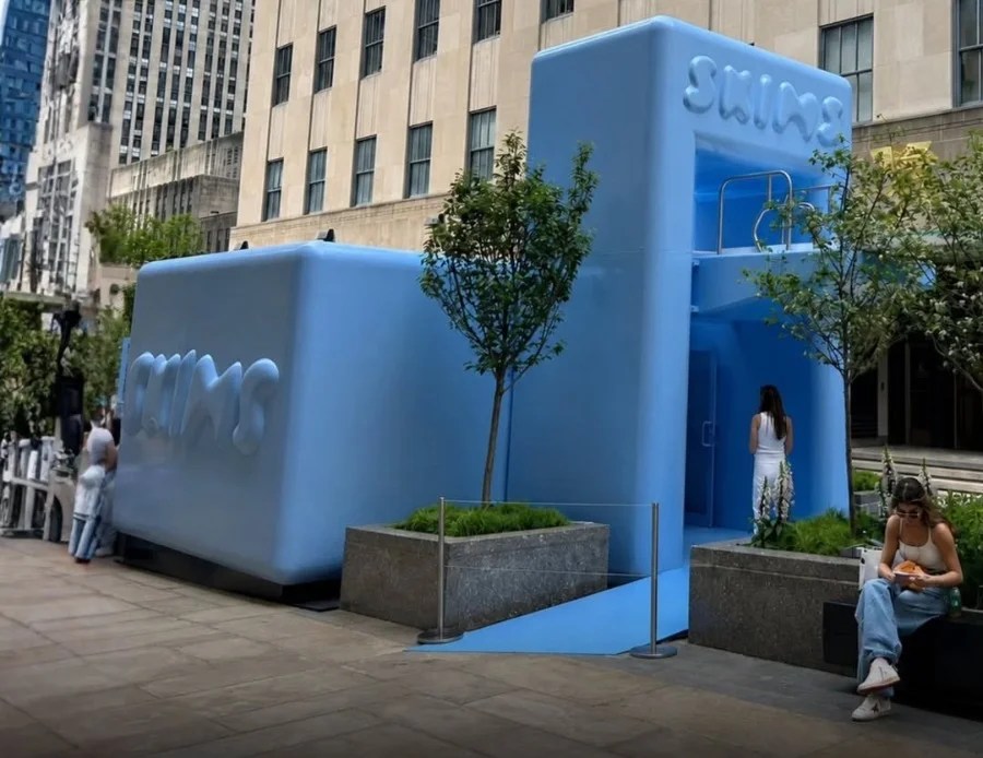 Il brand di Kim Kardashian si prende New York con un pop-up store