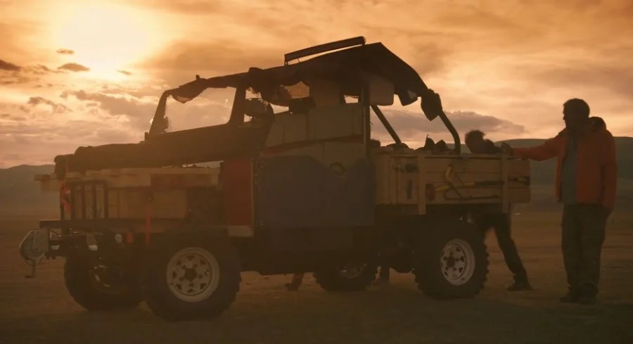 Jeremy Clarkson ha finalmente svelato dove si trova 'John', l'auto costruita per lo Special in Mongolia