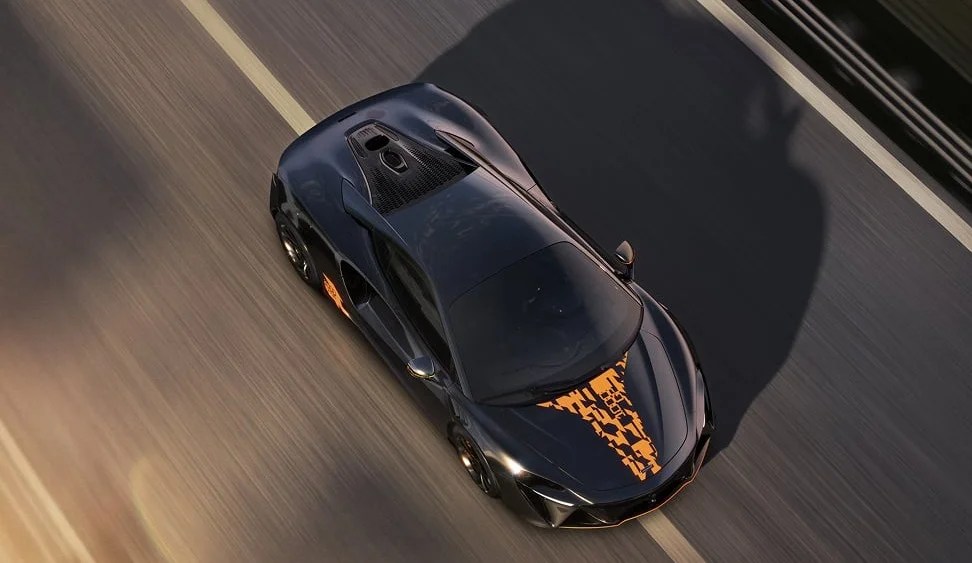 McLaren festeggia i 1.000 GP di F1 con Artura 1000GP MSO