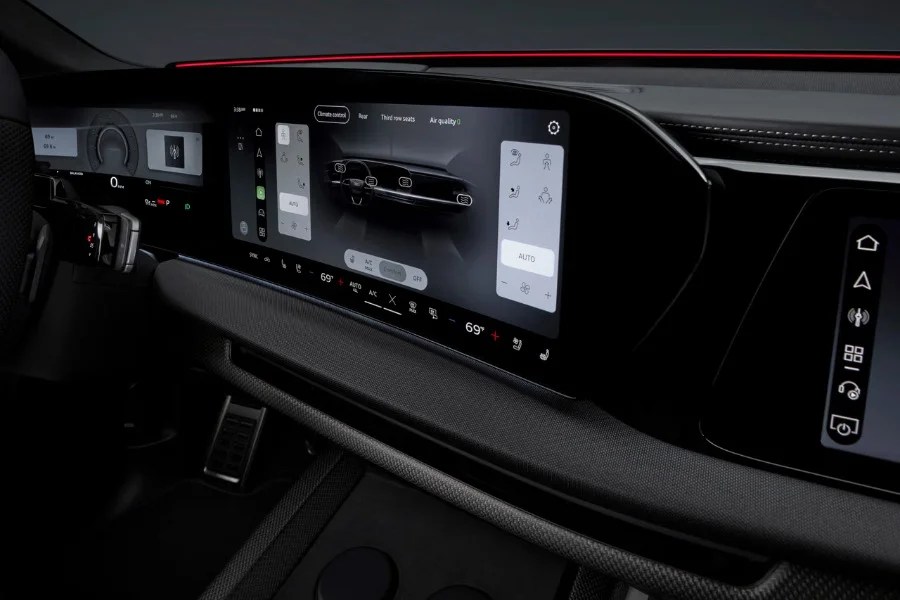 Audi svela il nuovo SUV flagship: ecco il gigantesco Q9