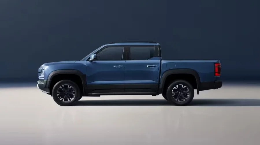 Lo 'squalo' si aggiorna: BYD Shark si rinnova con la versione ibrida