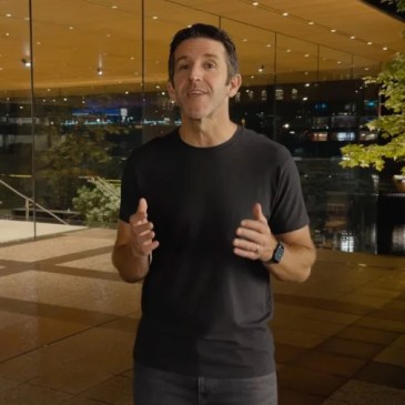La fine di un'era per Apple: Tim Cook passa il testimone a John Ternus