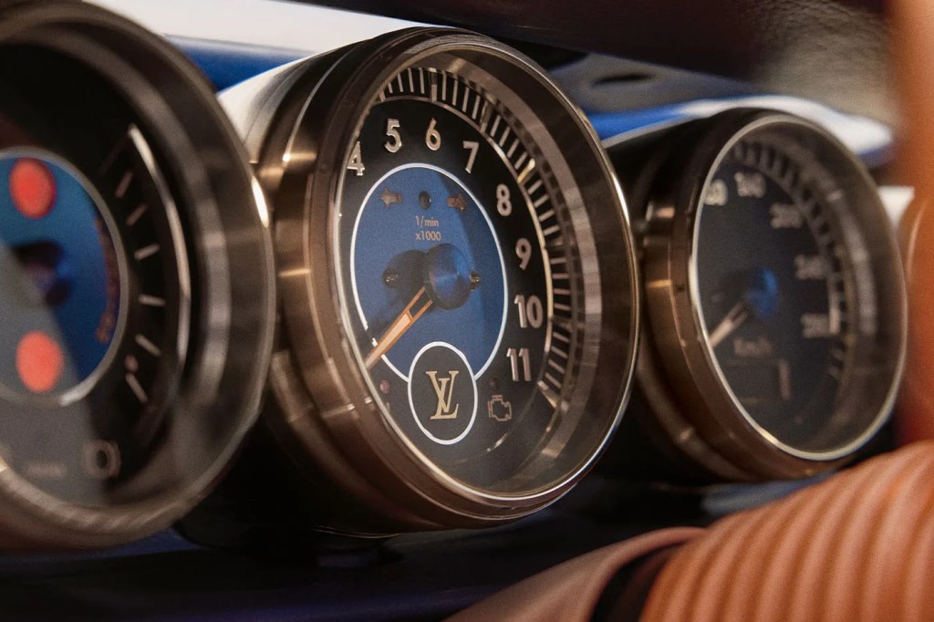 Louis Vuitton si è messa a fare auto con Porsche e Singer