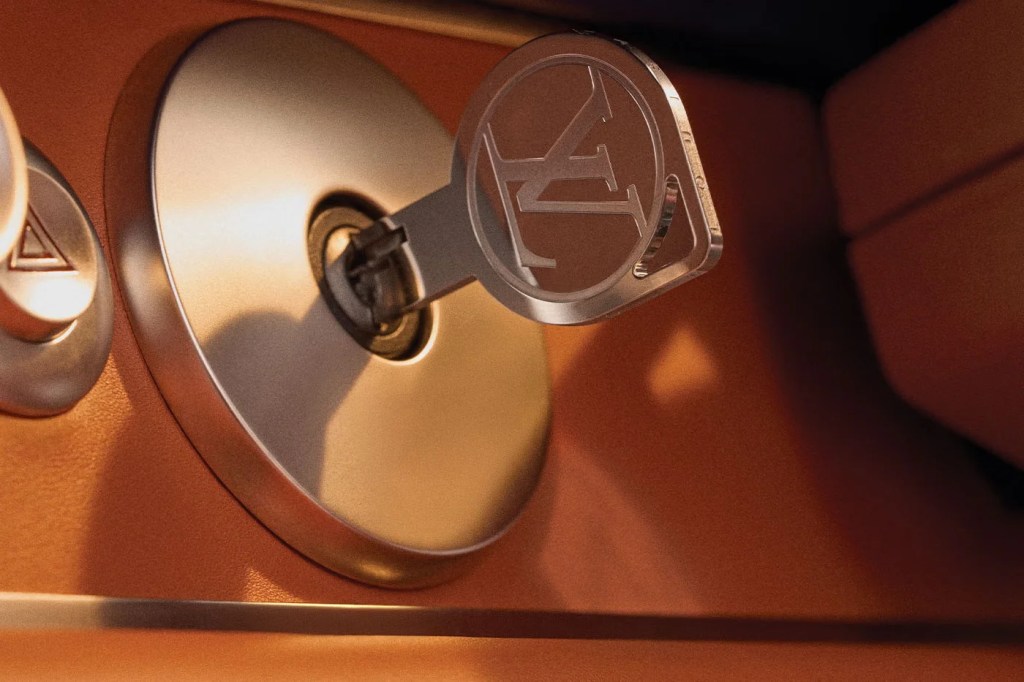 Louis Vuitton si è messa a fare auto con Porsche e Singer