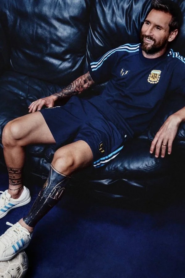 adidas celebra l'addio di Lionel Messi all'Argentina con un kit speciale 'Sol de Mayo'
