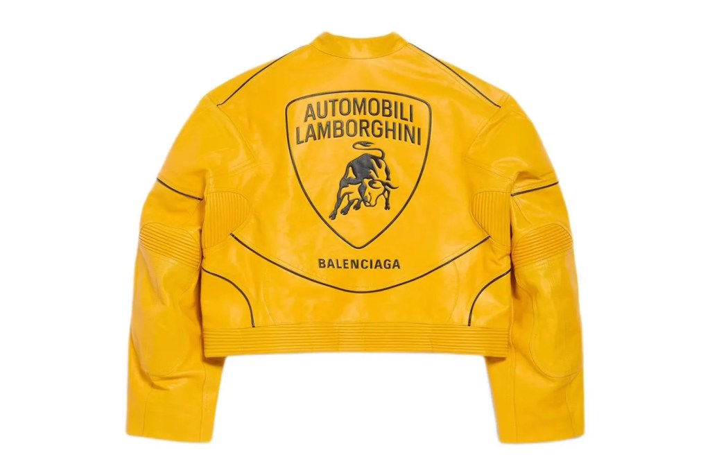 Balenciaga e Automobili Lamborghini presentano una collezione ispirata alla Fenomeno
