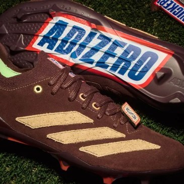 Il vostro calciatore preferito potrà usare scarpe Snickers