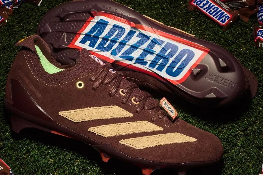 Il vostro calciatore preferito potrà usare scarpe Snickers