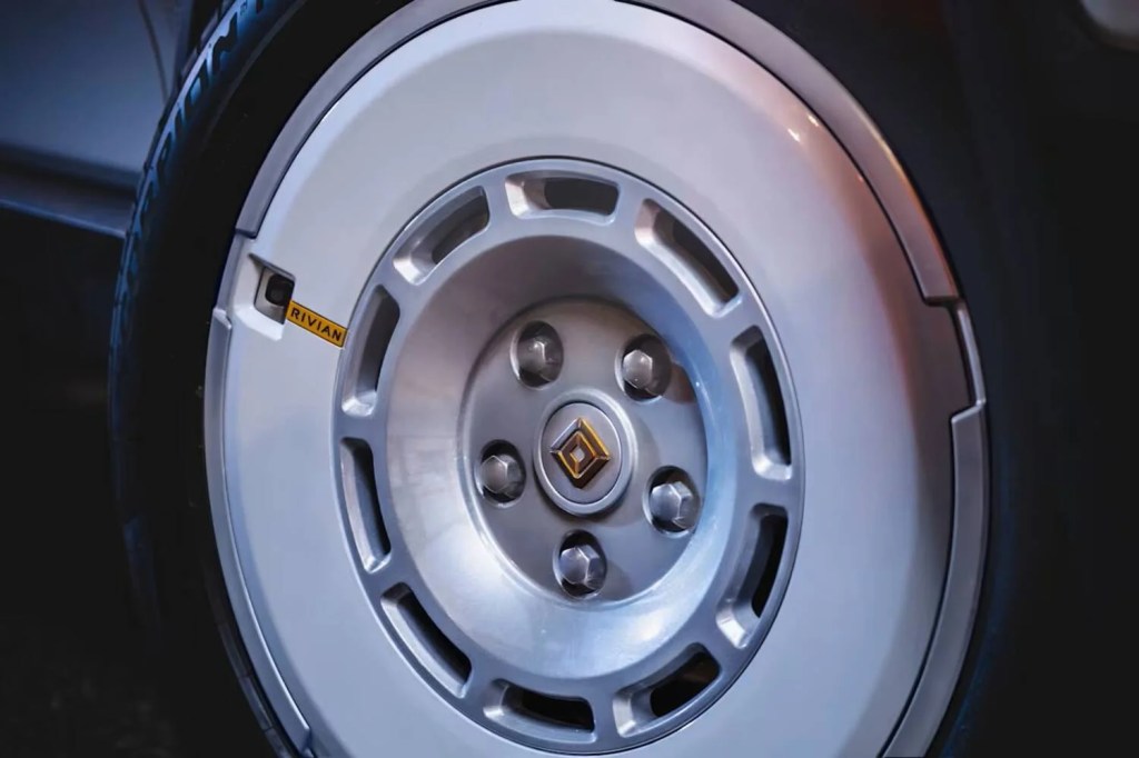 Rivian rivoluziona i Ghostbusters con Ecto-R1